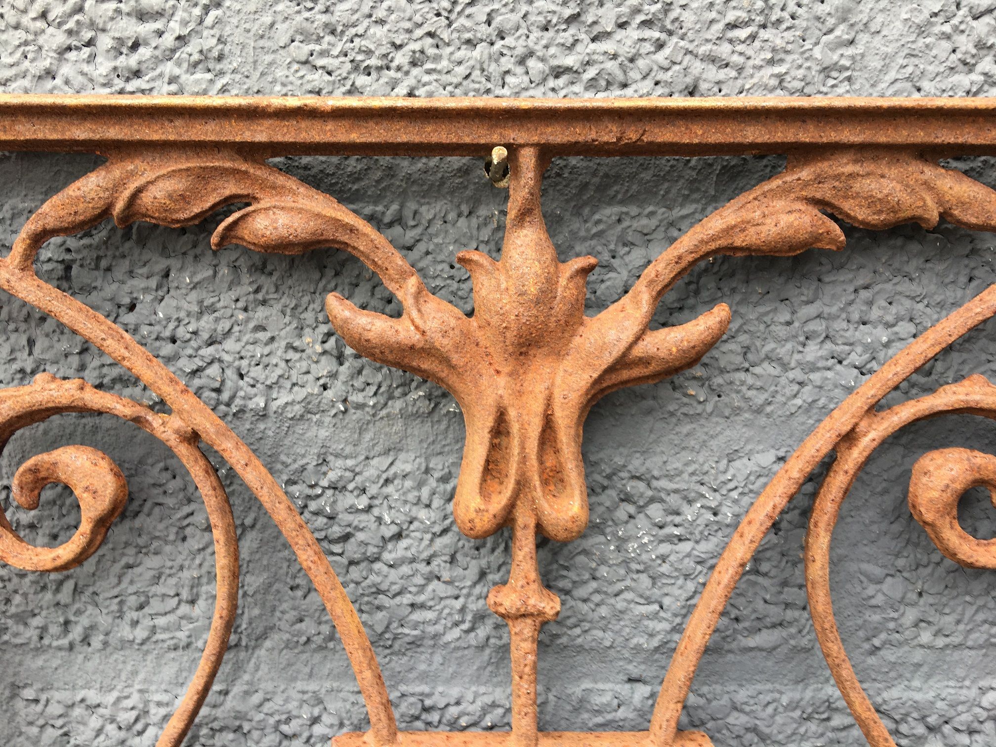 Raamhek / raamhekwerk, Frans antiek hekwerk, wanddecoratie